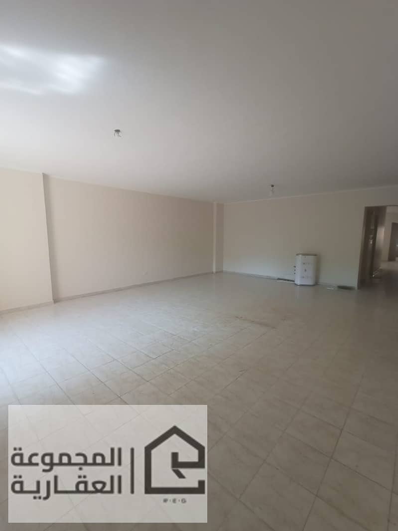 4 cbb2d404-6fff-459c-94ad-769797c057fe. jpg