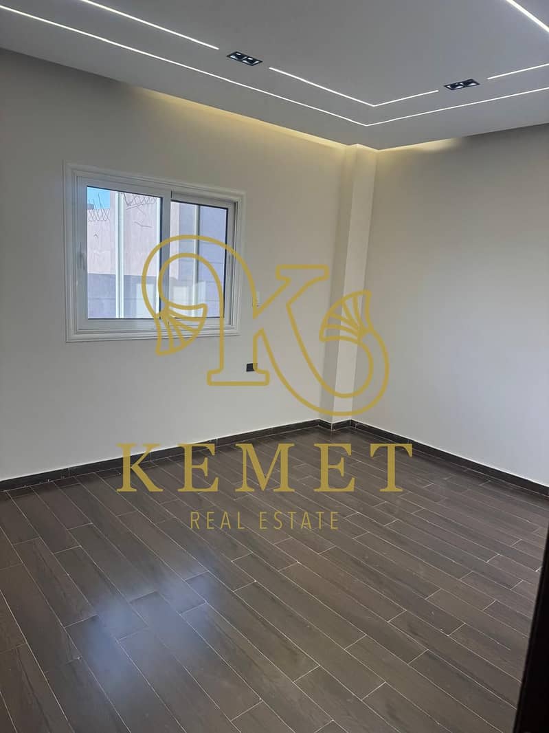 4 WhatsApp Image 2025-11-15 at 2.40. 24 PM (7). jpeg