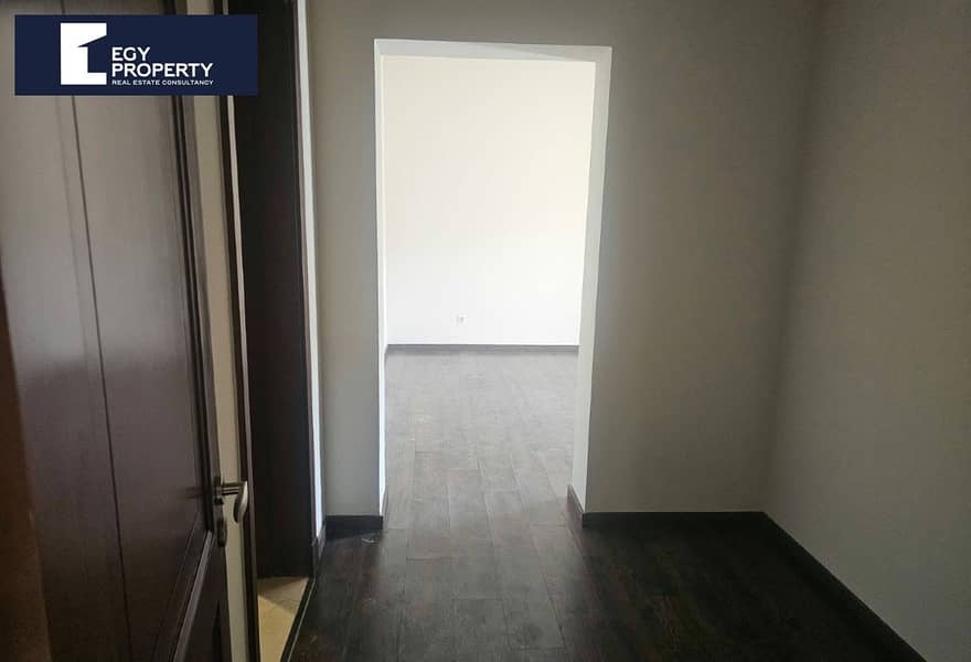 4 200eb63b-542b-46e8-9edf-b67a833b7862. jpg