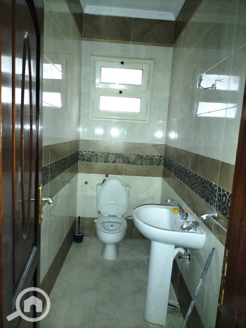 12 WhatsApp Image 2025-11-24 at 07.55. 23. jpeg