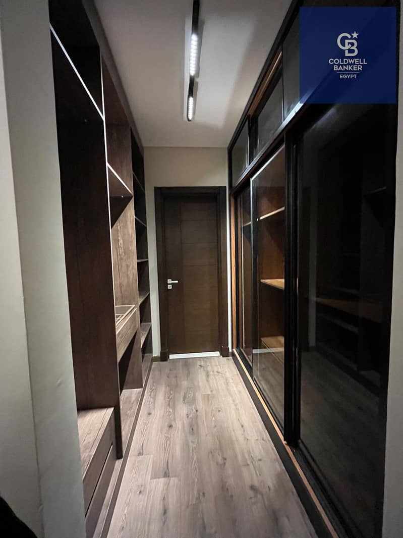 6 WhatsApp Image 2025-11-24 at 12.33. 42_c358720d. jpg