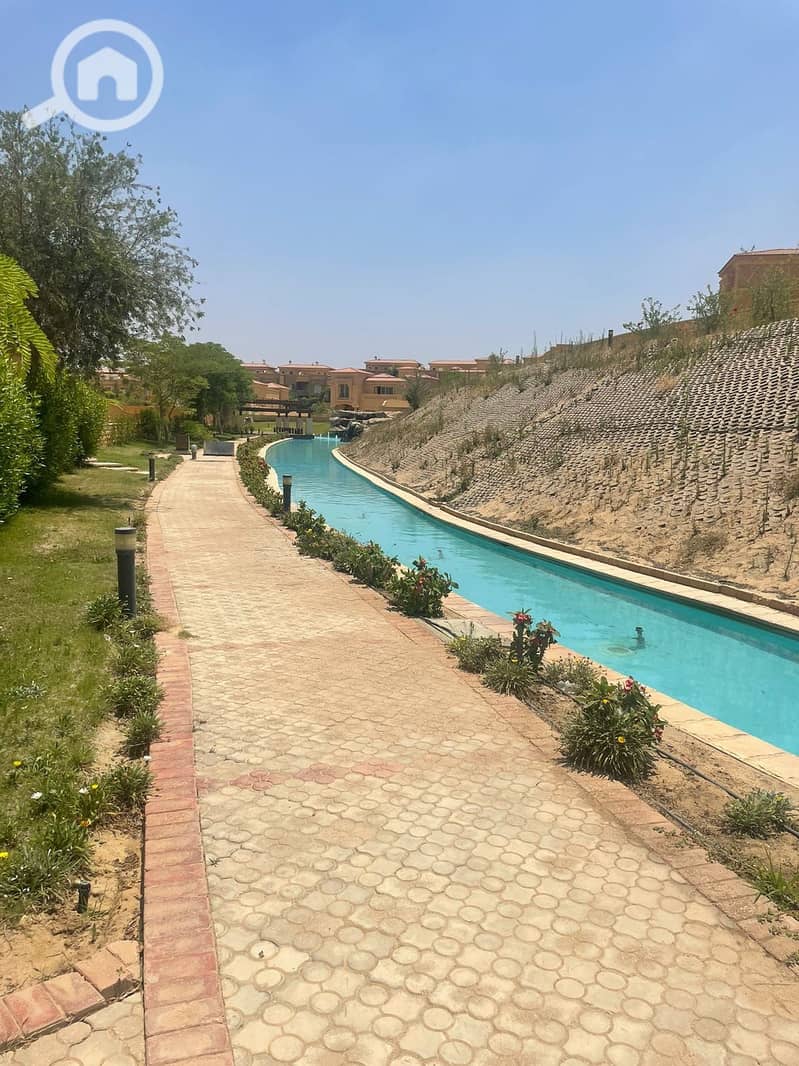 9 487856778_4057278524556867_5019792594084757120_n. jpg