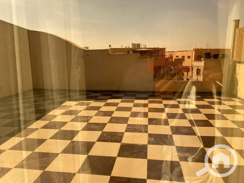 9 77d108b9-d0bc-42b0-9194-84d3775468a6. jpg