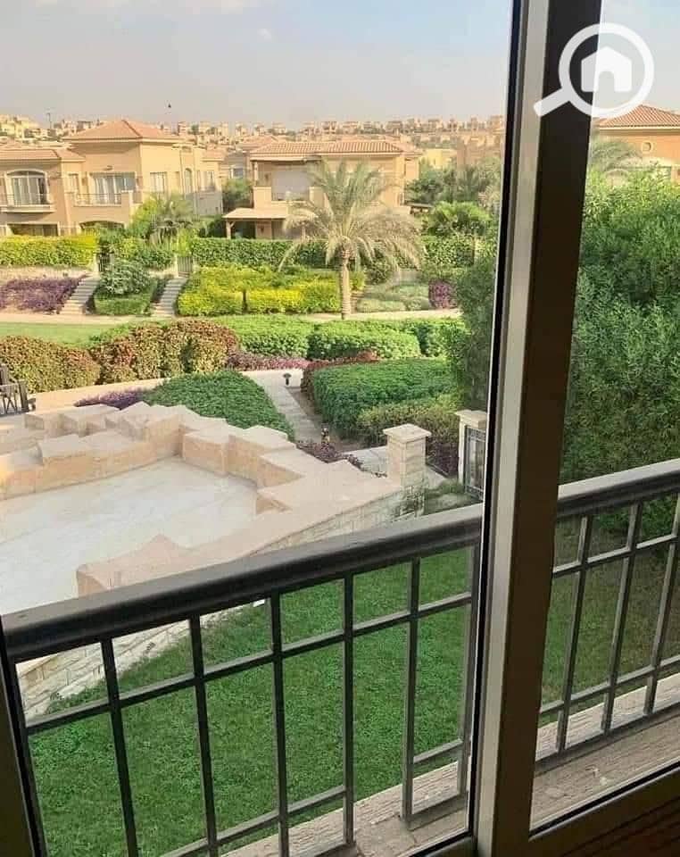 4 700863f8-99dd-4498-b820-0d800e33eb69. jpg