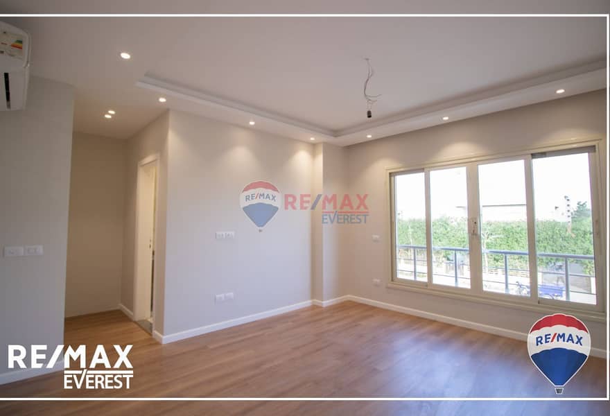 6 27cf8614-3c3c-4cd0-beb4-0ca45dff8610. jpg