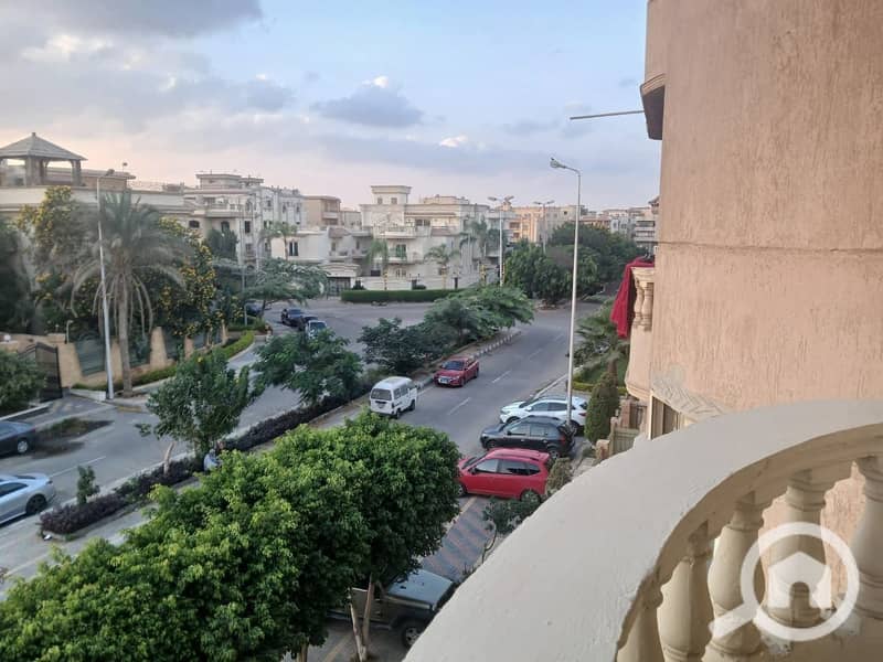 5 499040f9-2123-440f-8f4b-012451958fc8. jpg