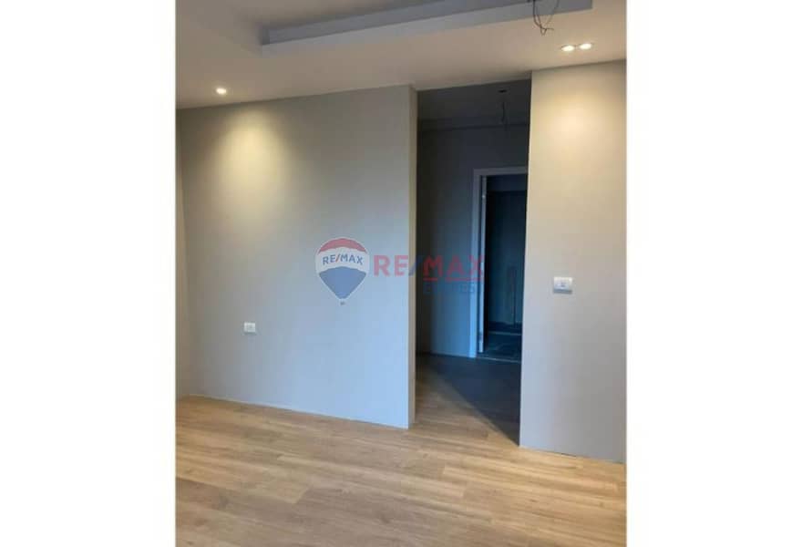 6 ede36e70-254c-4085-beed-1cf16e5de56a. jpg