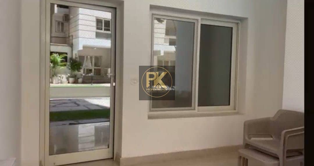 16 c6e7f48d-d3d2-4653-b4b8-4b87e9a468ab. jpg