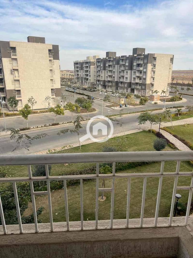 4 3750af09-c1d3-452a-9f77-c088c5ebb1dd. jpg