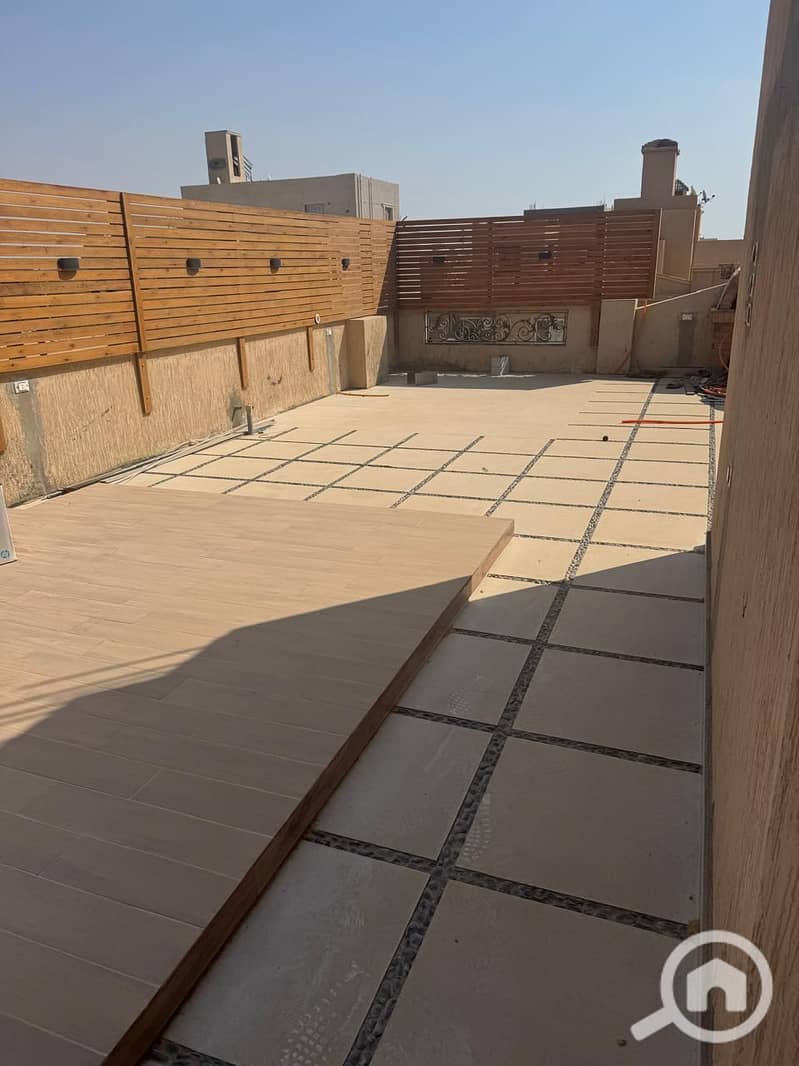 12 eea41ad0-803f-443b-8623-02f8125340b1. jpg