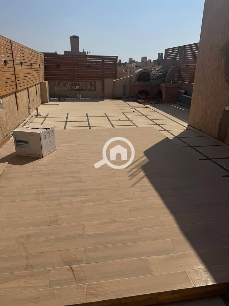 13 d59b07ee-0e86-44b2-96f1-004c4e53534b. jpg