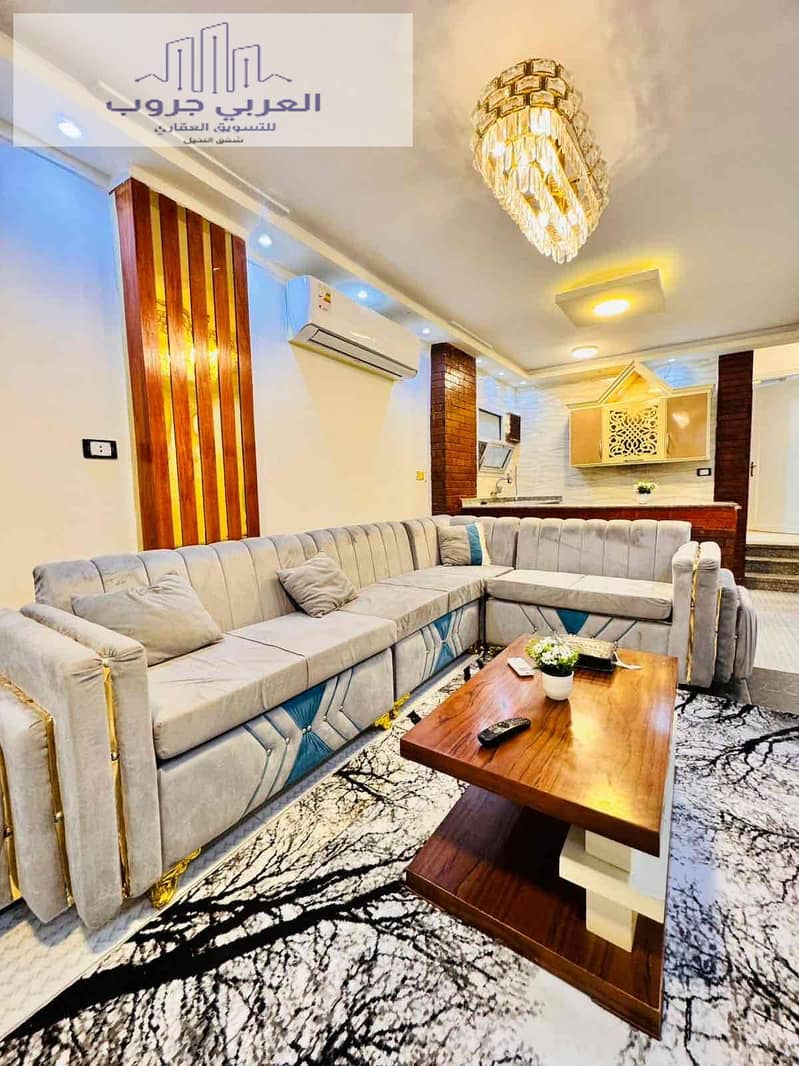 13 55b8ec0a-d3a8-457b-9590-eed830021ff9. jpg