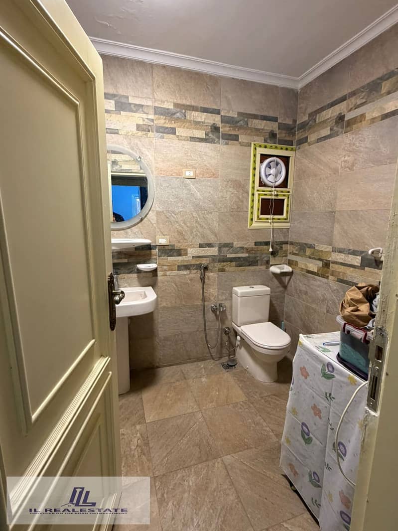 10 ab30d06b-e270-41eb-b212-1f348e95a3c0. jpg