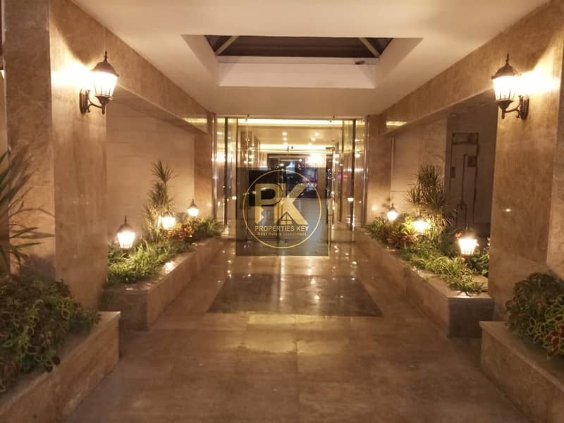 2 5cd664bc-5ead-43b6-ad4e-984f63cee771. jpg