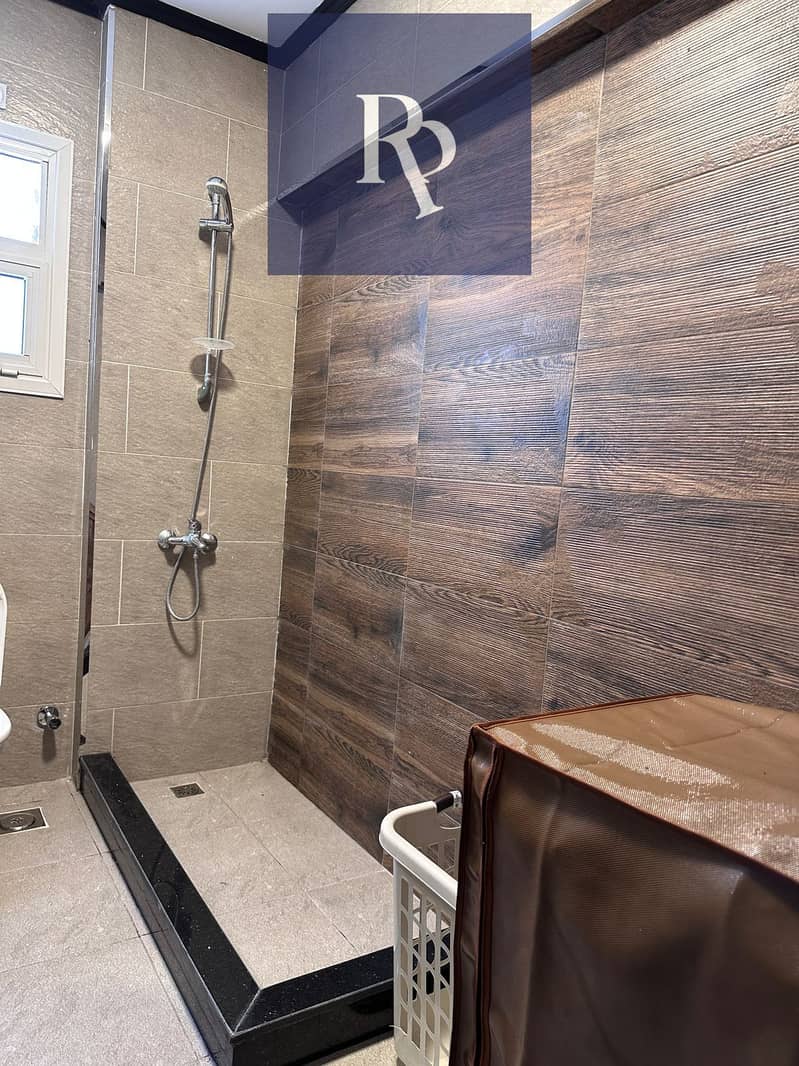 4 WhatsApp Image 2025-11-24 at 9.38. 21 PM (5). jpeg