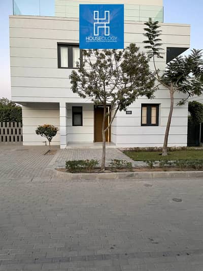 فیلا 6 غرف نوم للبيع في مدينة الشروق، القاهرة - WhatsApp Image 2024-12-16 at 16.37. 37 (2). jpeg