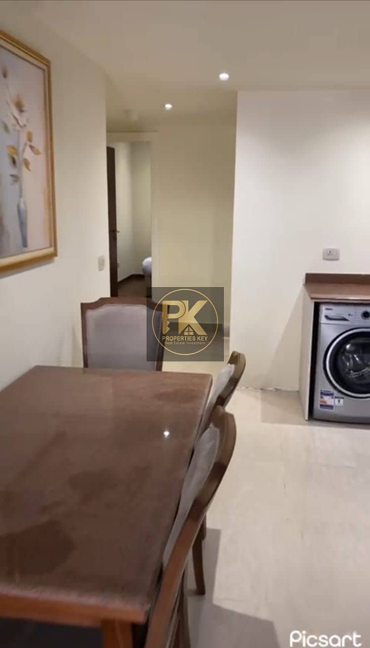 8 61f861ce-383a-442c-8194-e8eab89f2c8c. jpg