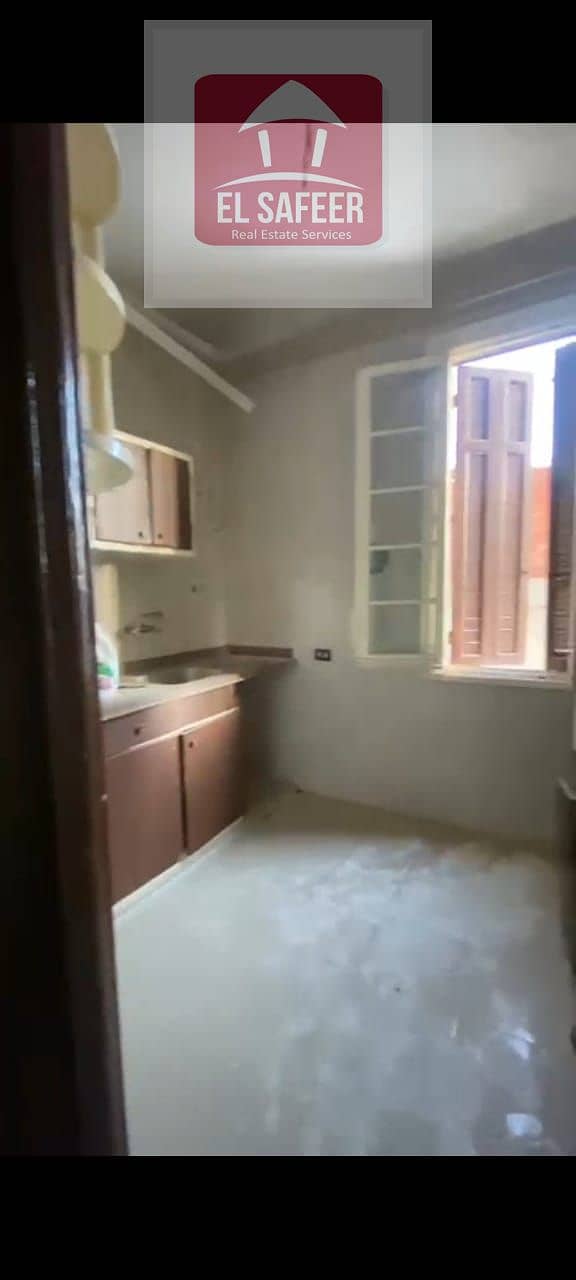 6 99ef0a7f-0066-4b8b-9912-8f3e4e9296b0. jpg