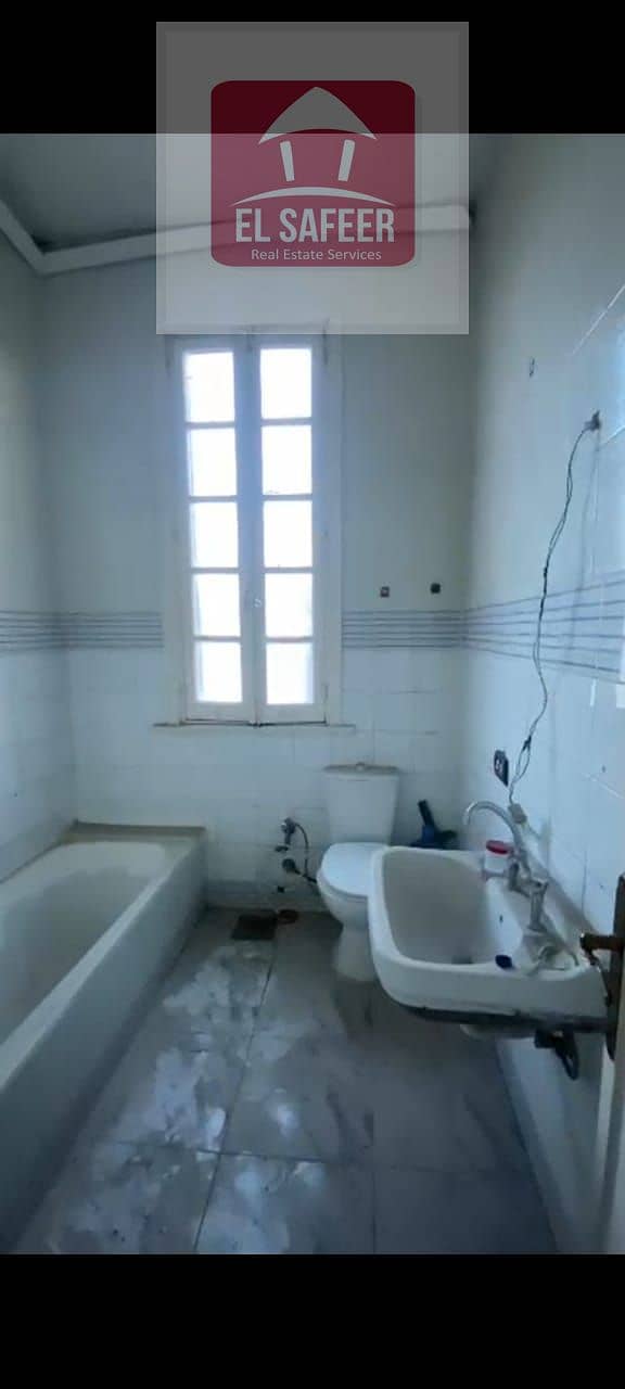 16 e3eccc6f-5cda-42c6-9447-40153e774225. jpg