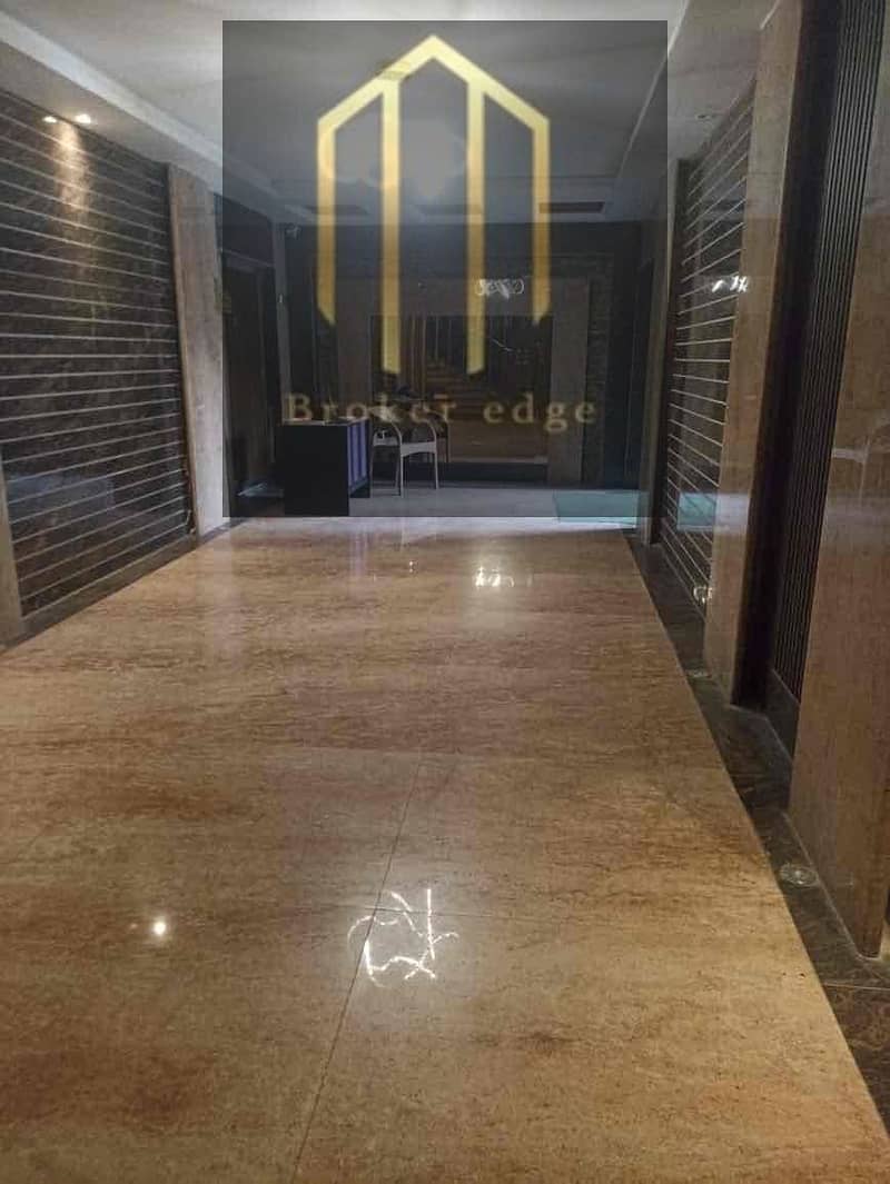 2 20fe117f-d72f-45f2-a3fb-cc66afea7159. jpg