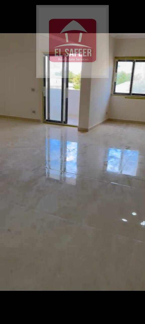 2 adb97a36-77bd-449c-9bc7-fb4fb78fc7b0. jpg