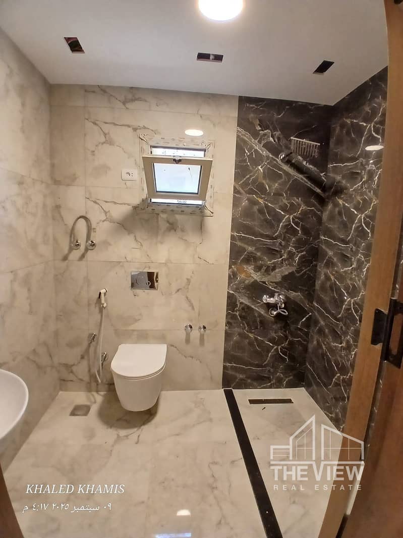 2 WhatsApp Image 2025-09-10 at 14.58. 19_cfb06f03. jpg