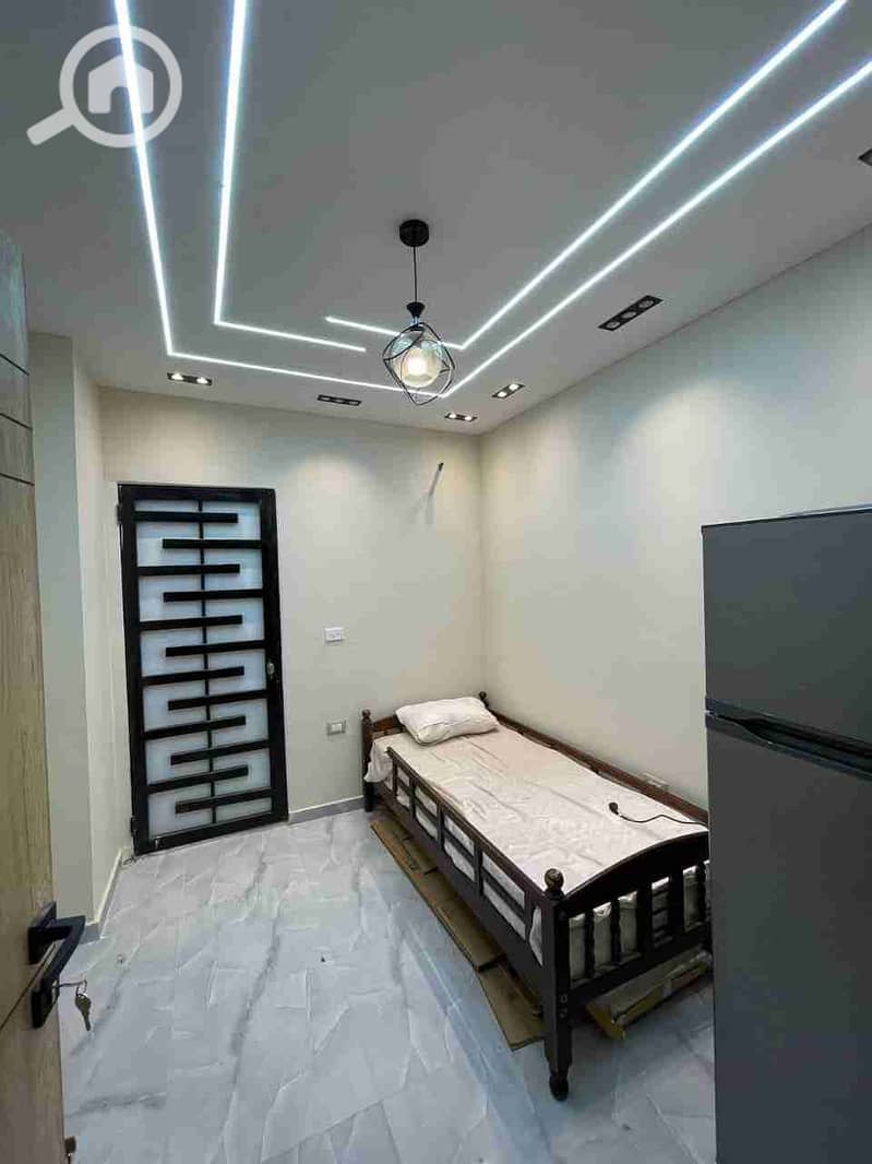 6 motion_photo_1932612789287221819. jpg