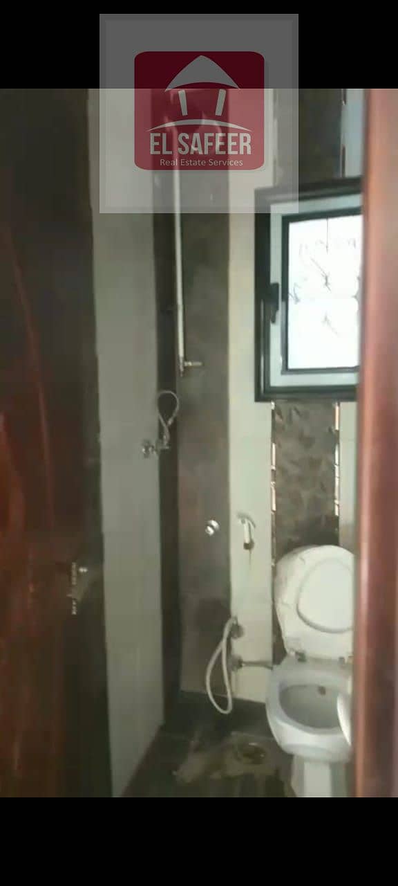 14 c8ec65f3-f532-4e26-96b0-d0f274d0181c. jpg