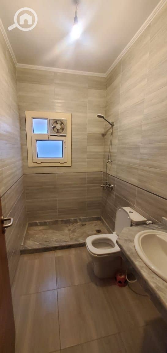 8 WhatsApp Image 2025-11-25 at 12.06. 38 AM (1). jpeg