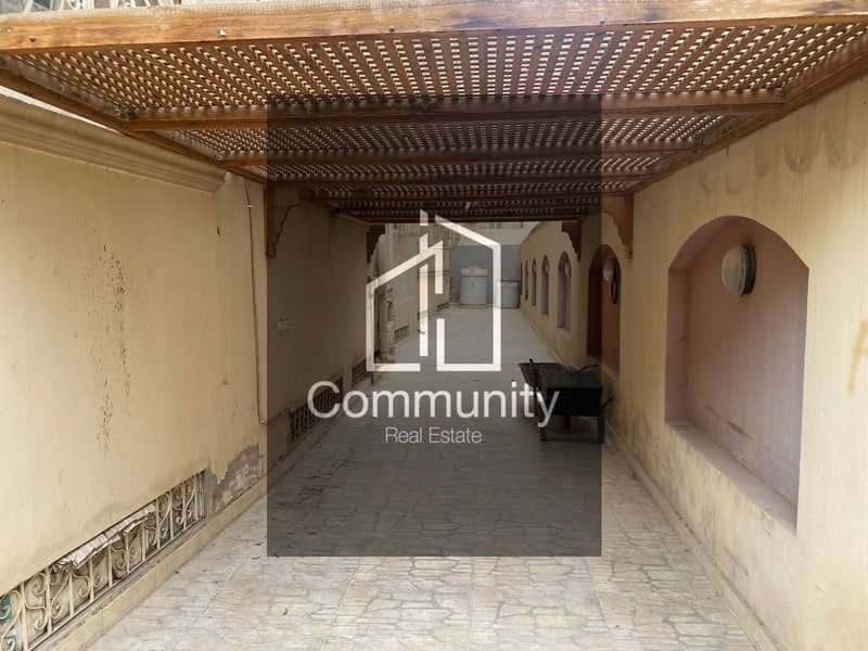 16 fca85a7e-e179-460f-ad45-332d81a08bf8. png