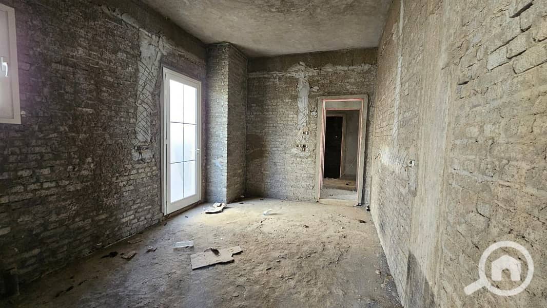 7 WhatsApp Image 2025-11-25 at 00.21. 07_e2dfa4bf. jpg