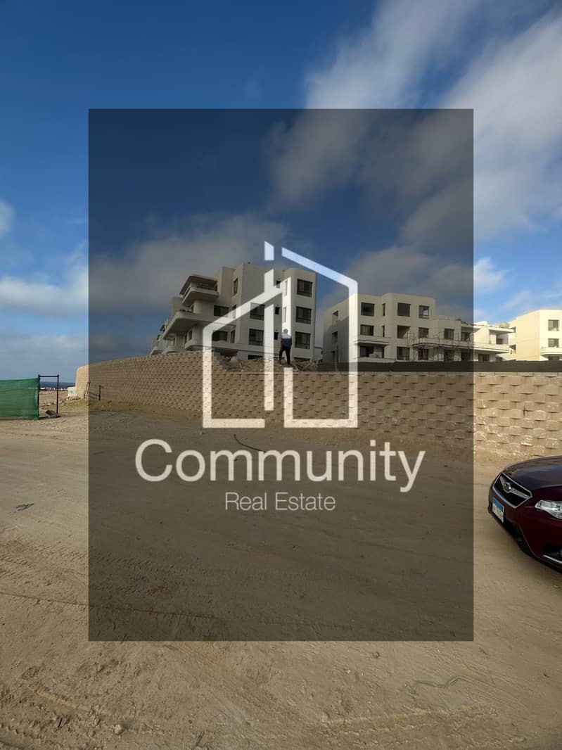 10 131f95f7-0124-49c1-9785-70dac9621477. jpeg