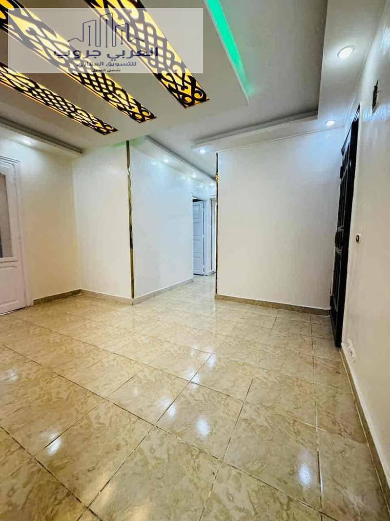 9 4ef0a3ae-949a-48bd-b251-7a98d5b45061. jpg