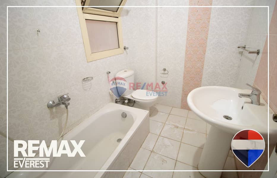 11 WhatsApp Image 2025-11-24 at 4.39. 35 PM. jpeg