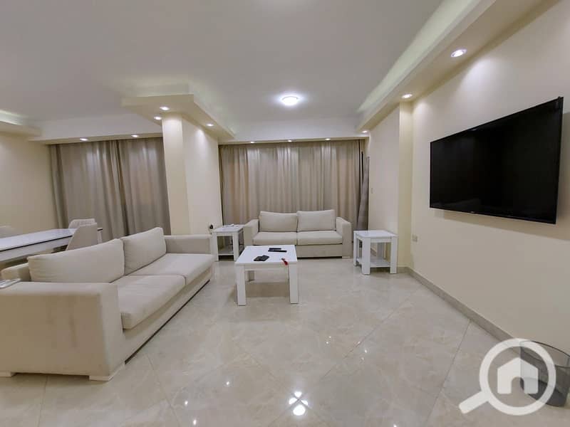 f86e2c33-29bd-41b7-94dd-5acfb6db0b62. jpeg