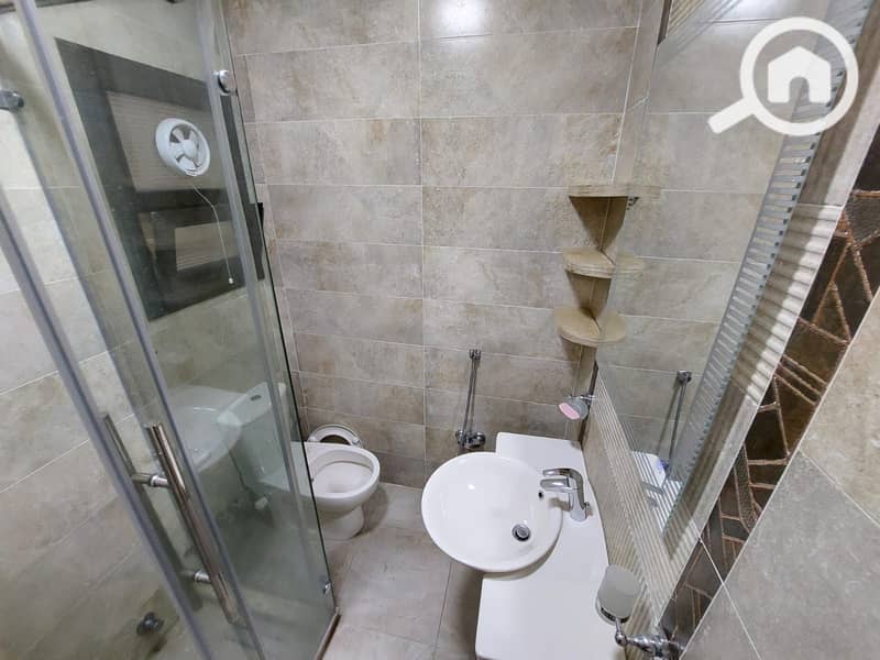 8 33a15ef7-ff81-4815-9bf9-9449bc30f6b9. jpeg