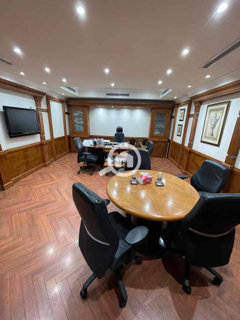 5 37f15e04-8f2e-4357-9a53-3c28f7318b19. jpg