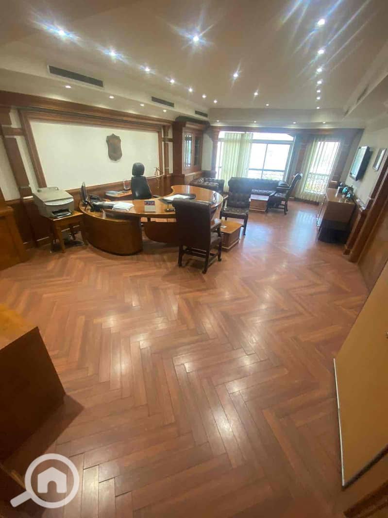 13 1db50dc5-01b6-4bc1-8705-605a71adf73a. jpg