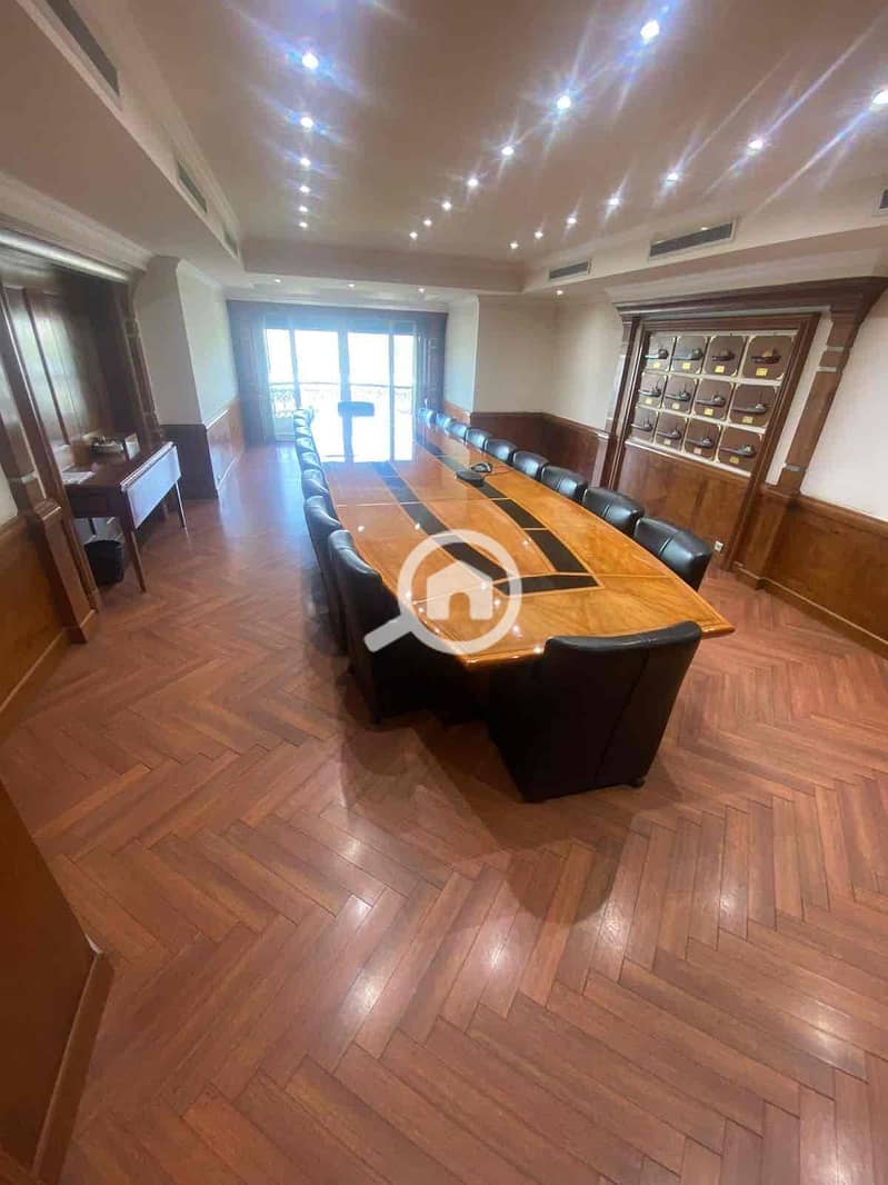 15 0466d153-c182-4ef7-b68e-7e5d00cf39bd. jpg