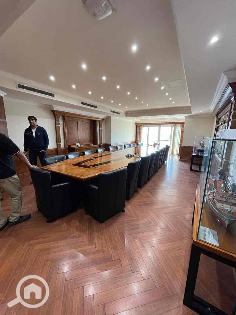 18 3a38586f-e367-4e86-baab-f862f36259b7. jpg