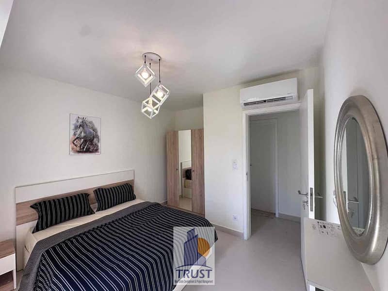 2 2d47cea8-defe-4aab-ae22-7d2574d9b419. jpg