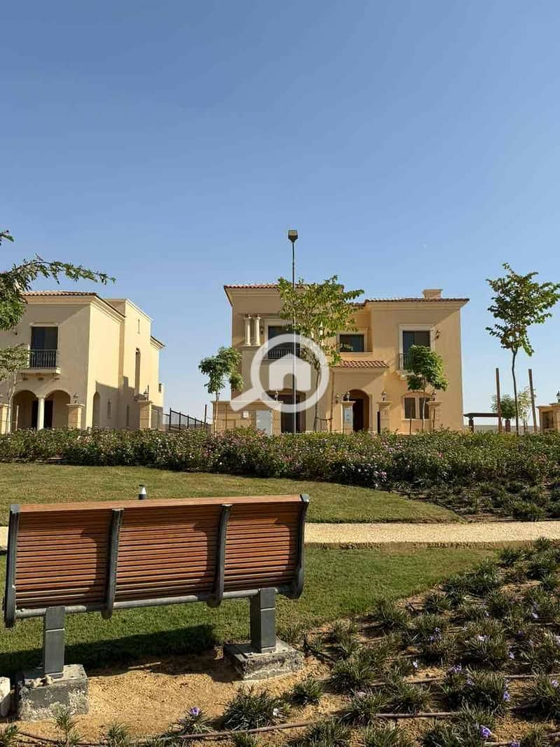 8 d61adb9d-ae0a-4e8d-ade5-c7622bc0e5c8. jpg