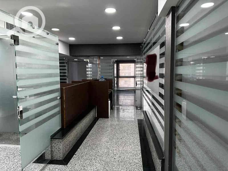 2 3d2c12d9-d975-45d6-b715-41b4c37c0f4b. jpg