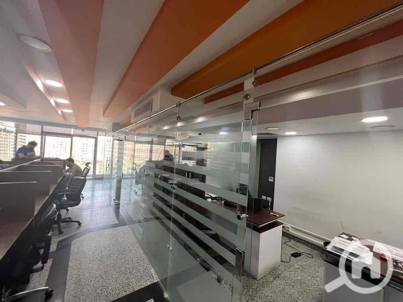 4 25324a9d-2482-4ffe-9a84-e7ca870a744b. jpg