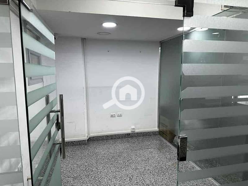 5 cad4c499-885a-4d43-bc5e-d26ebb57ee2b. jpg