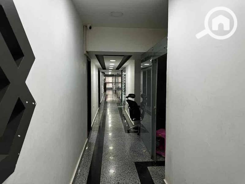 6 3f4beff7-475e-41e5-abc4-9502345299f1. jpg