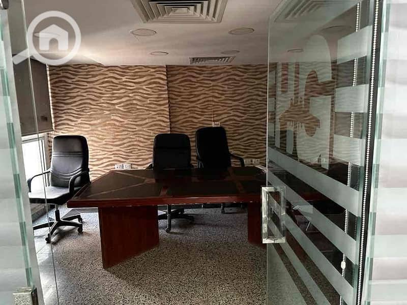 17 4612b288-3c9c-4407-b5b2-7aabe182da93. jpg