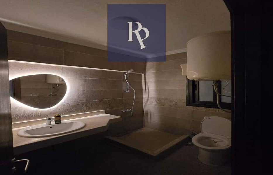 2 6d221094-776d-45b5-ae0a-33789a89cbf7. jpeg