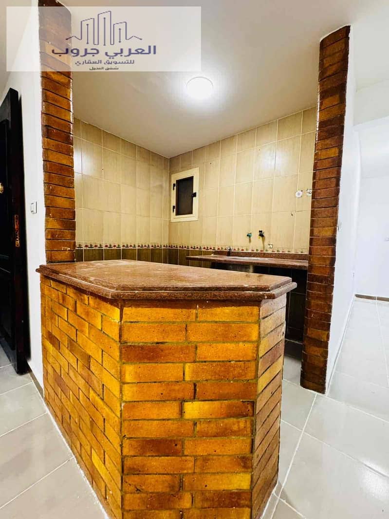 12 5dc448ee-037a-4c9a-8698-d78cf0d139b5. jpg