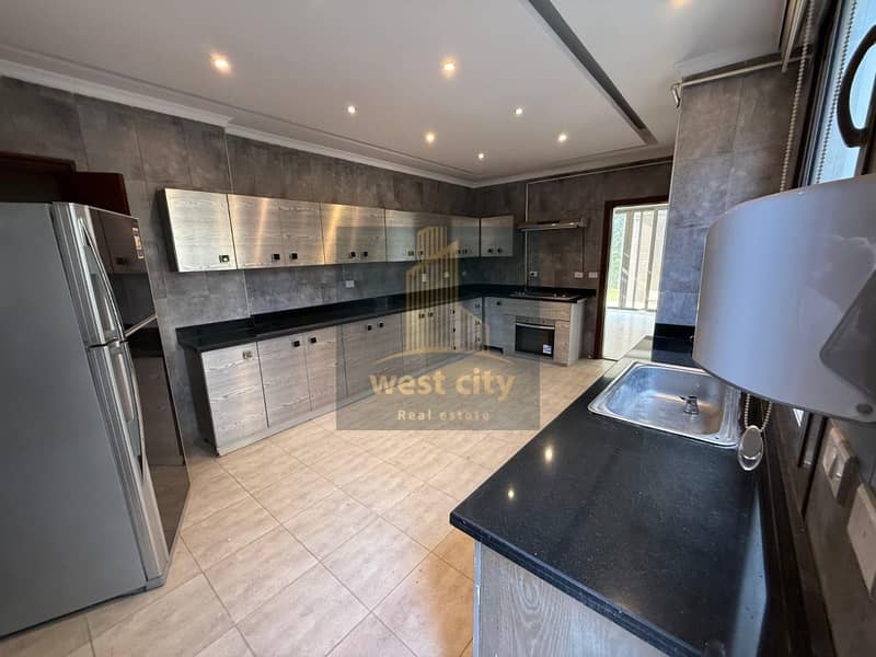 5 IMG-20251119-WA0220(1). jpg